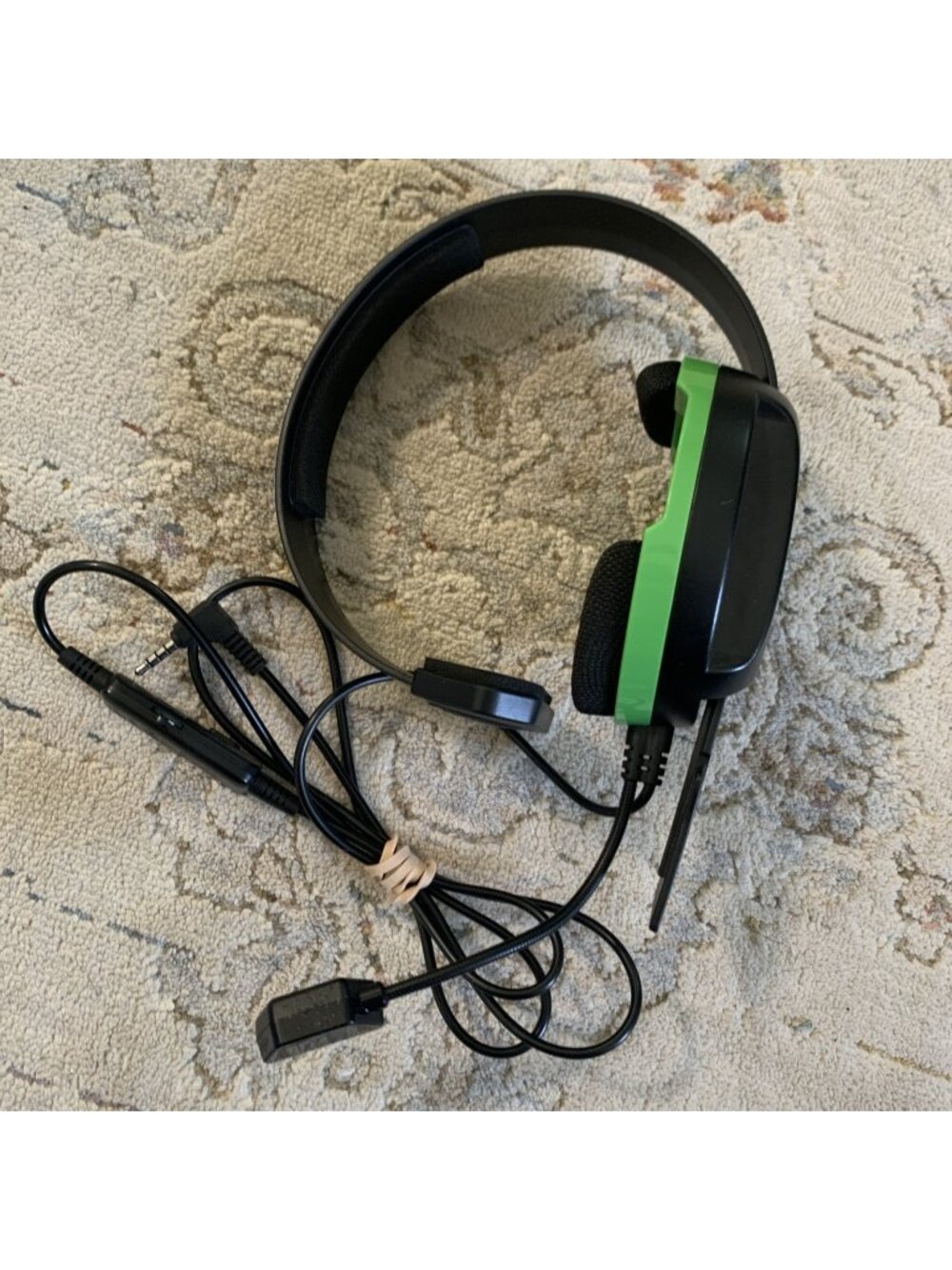 Turtle Beach Ear Force Recon Chat Gaming Xbox One Wired (Black) GLASSES FRIENDLY